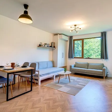 아파트 Kometa Cozy 1-bd Flat By Flat Mаnager